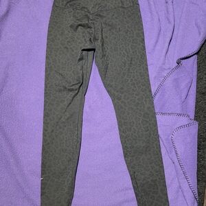 Nike Dri Fit black Sparkle Leopard Print Leggings Small